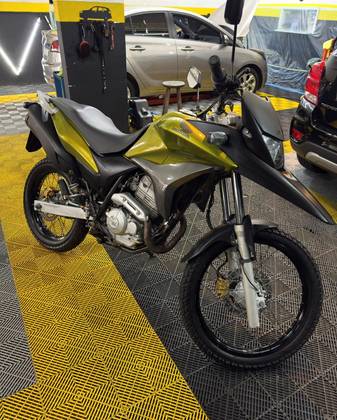 HONDA XRE 300 HONDA XRE 300